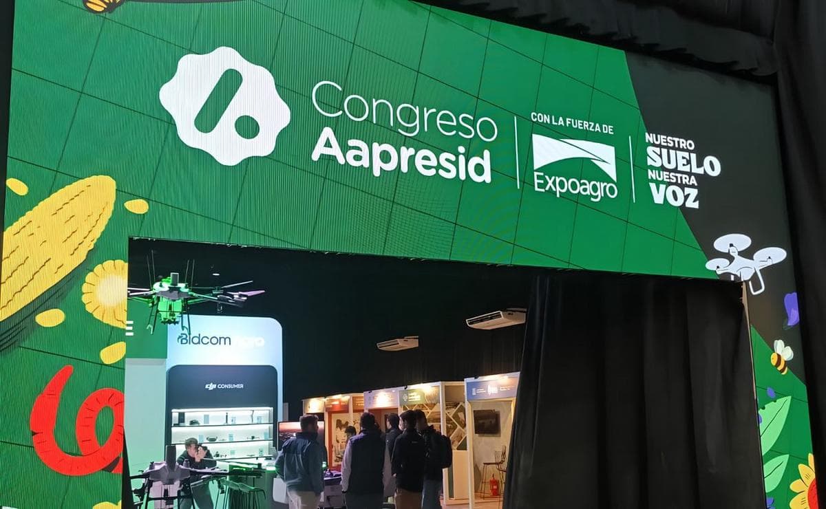 Pullaro y Javkin inauguraon Congreso Aapresid en Rosario