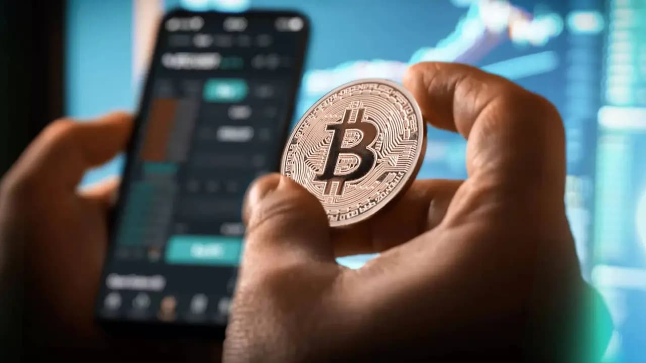 Bitcoin sube 1,46% y llega a u$s 76.757: así cierran las criptomonedas hoy