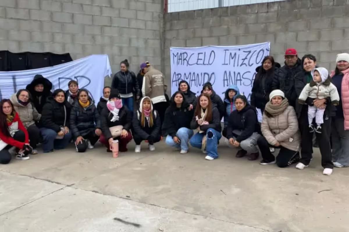 “Son 50 años tirados a la basura”: cerró una fábrica textil y 120 trabajadores quedaron sin empleo