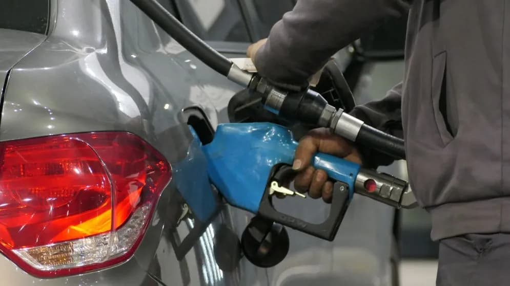 Los hábitos que ayudan a gastar menos nafta